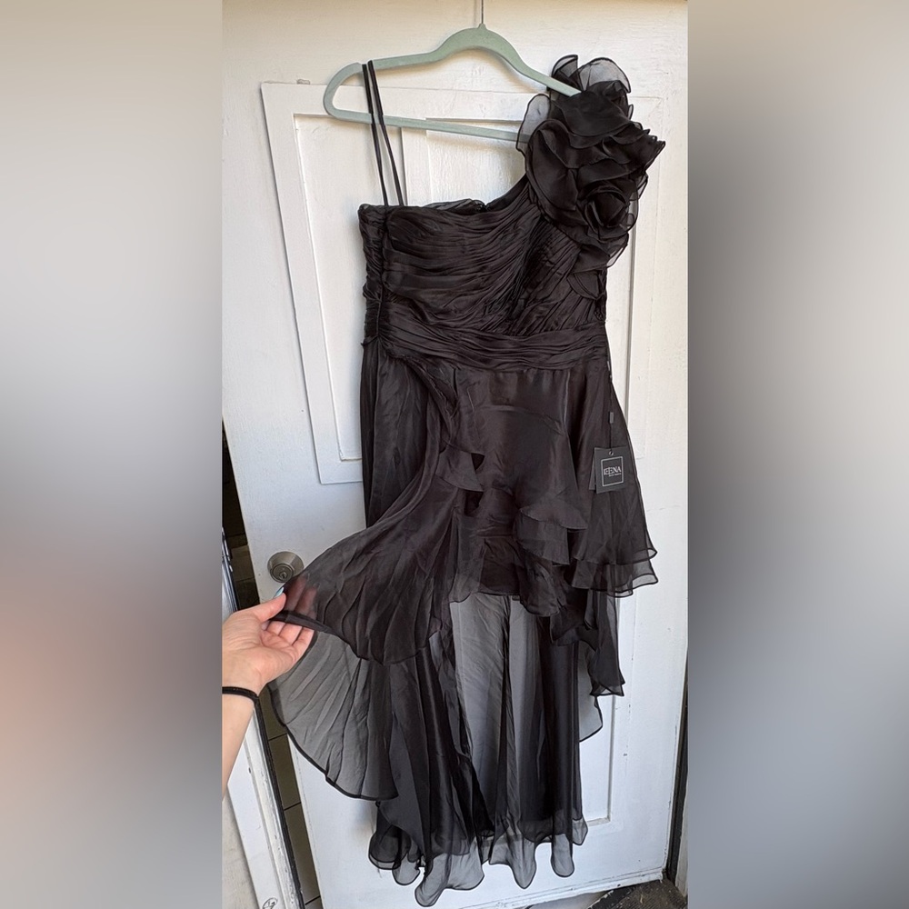 New with tags size 14 Mac Duggal Black High Low Dress - Picture 3 of 5